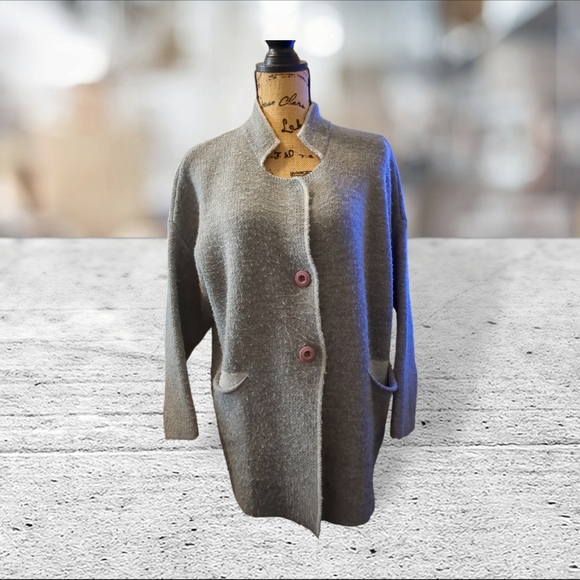 Made in Italy gray wool blend sweater/cardigan size - Picture 6 of 10